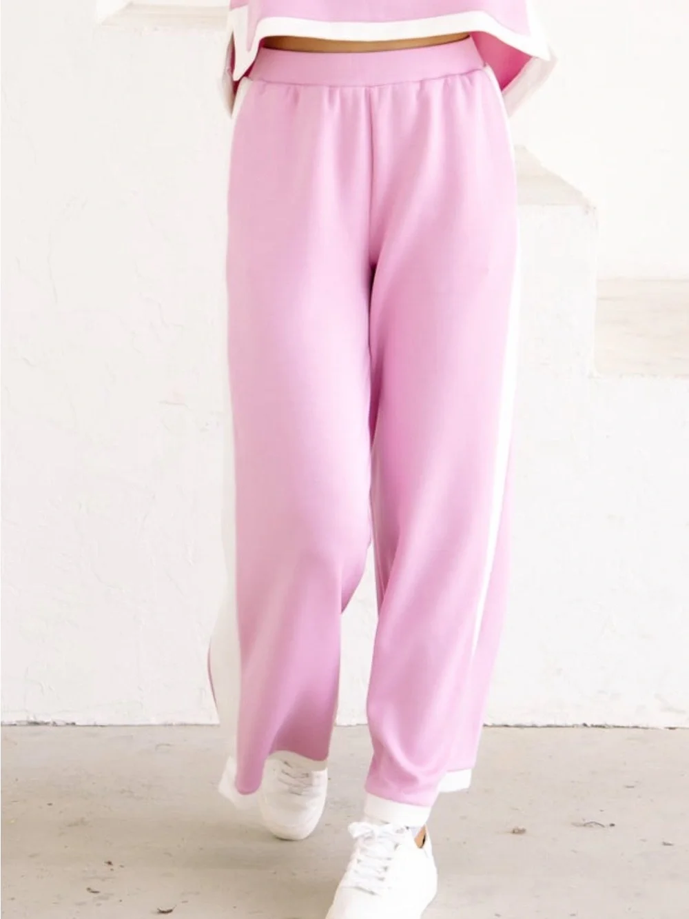 entro Pink Cropped Tank, pants and skort set with White Trim - Picture 14 of 16